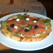 Smoked salmon pizzetta