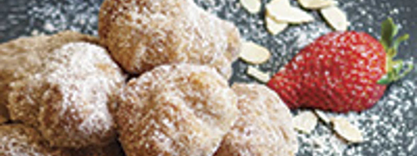 Warm mini-beignets