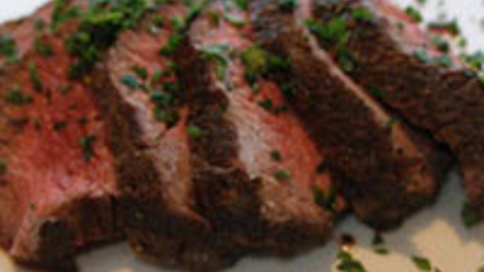 Roasted petite filet of beef with horseradish cream sauce