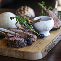 Coffee-rubbed lamb "lollipops"