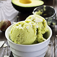 California avocado frozen yogurt