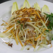 Du Du Tom (green papaya salad)