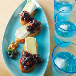 Quick blueberry-cranberry relish