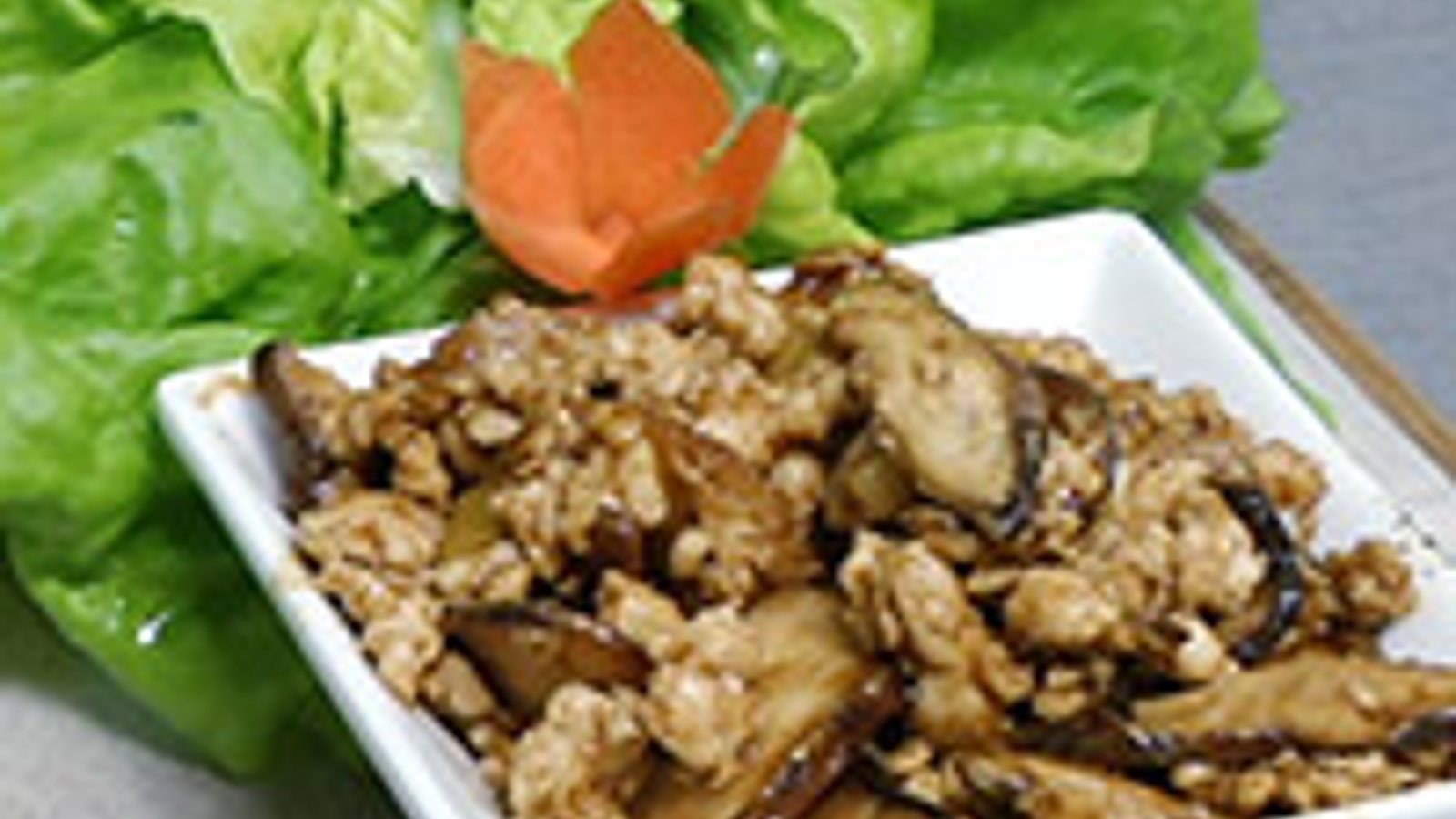 Thai Society's lettuce wraps