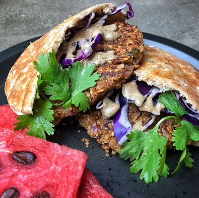 Vegan falafel burgers