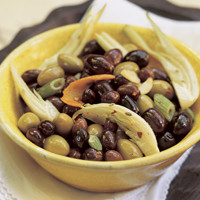 Warm olives with fennel and orange