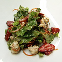 Signature salad with strawberries and blue cheese