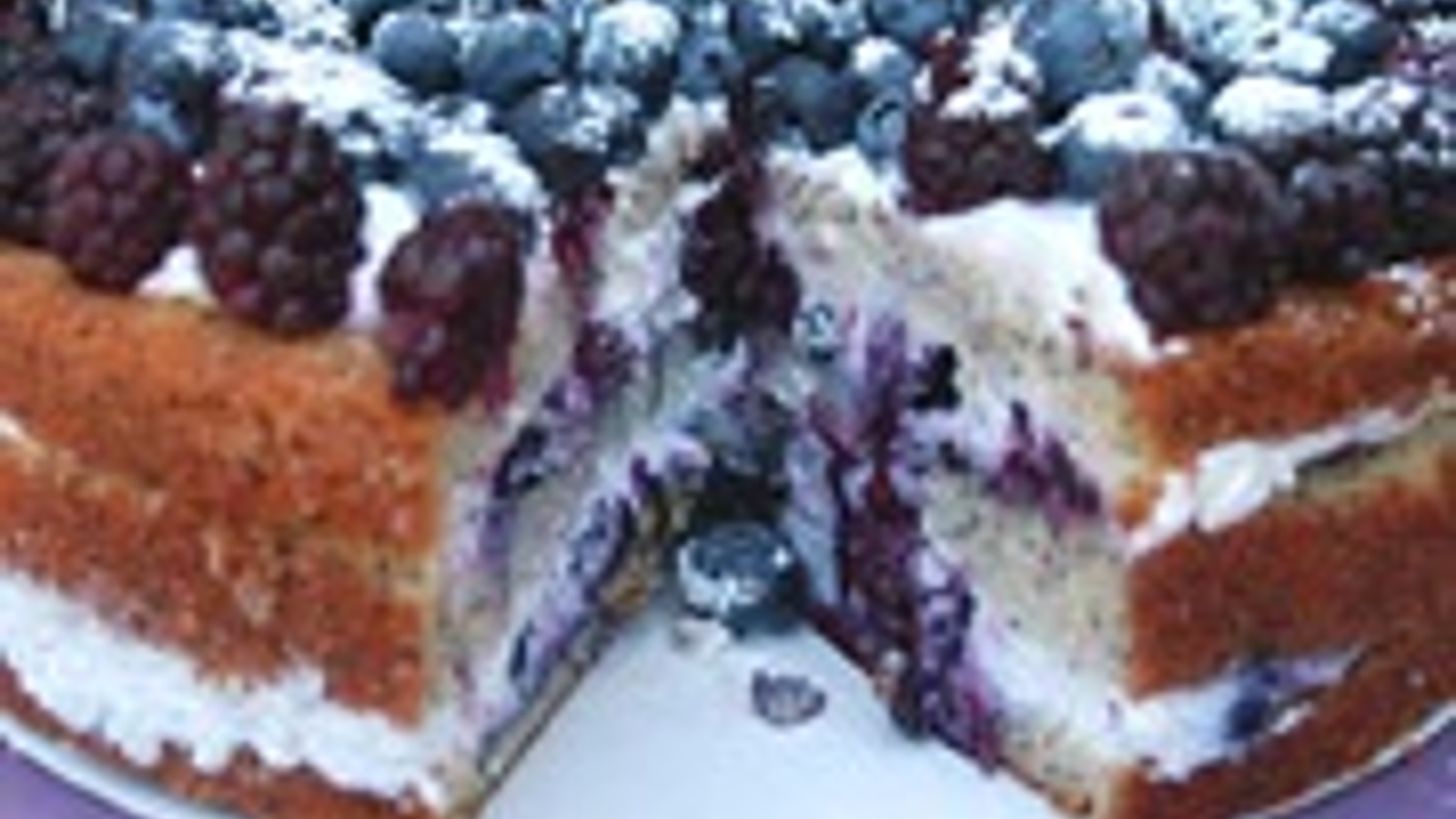 Berry creme fraiche cake