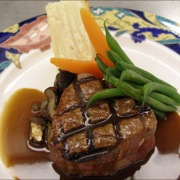 Merlot wine sauce for filet mignon