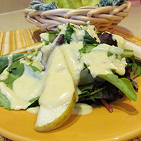 Creamy pear dressing