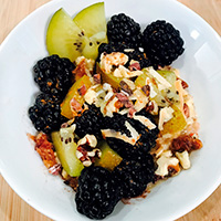 Market Watch with Timaree Hagenburger: Foodie Bar with blackberry muesli