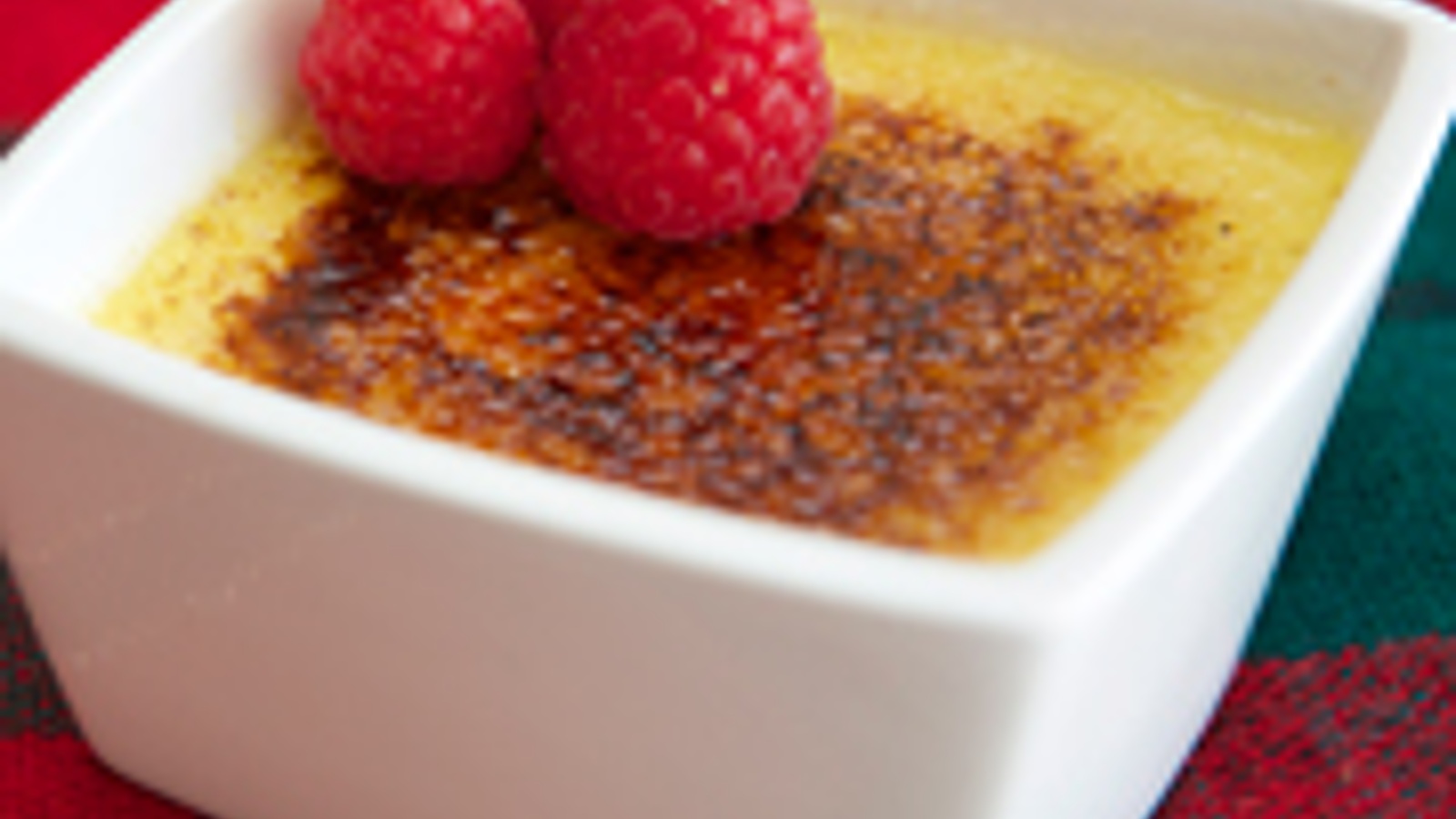 Eggnog creme brulee