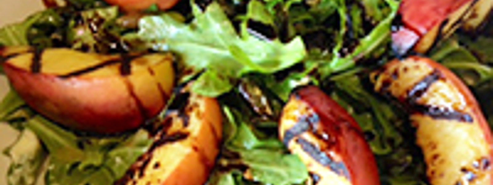 Grilled peach salad